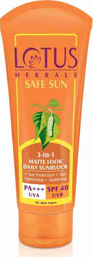 Lotus Sunscreen SPF 40 @480